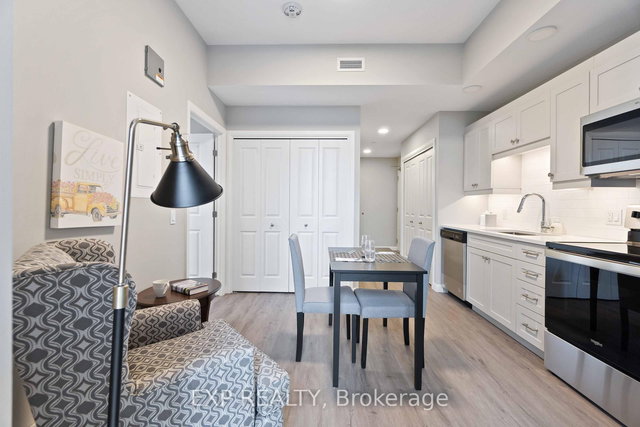 208 - 100 PINEHILL Road