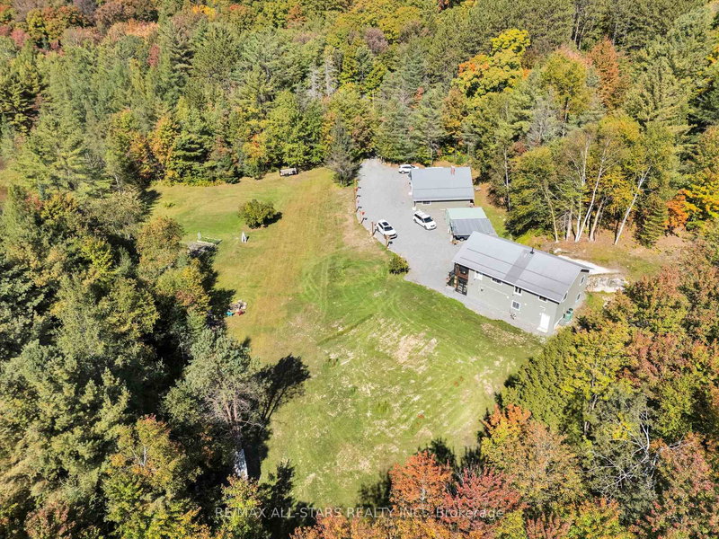 1435 Falkenburg Rd, Muskoka Lakes, P1L 1X4 | Image 3