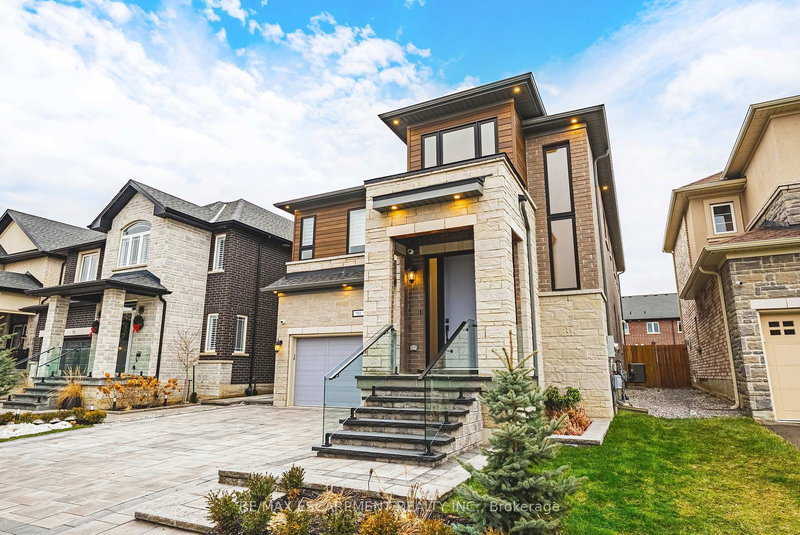 90 Robertson Rd, Hamilton, L9K 0H8 | Image 2