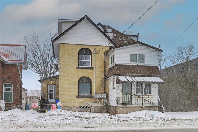 157 Lindsay Street S