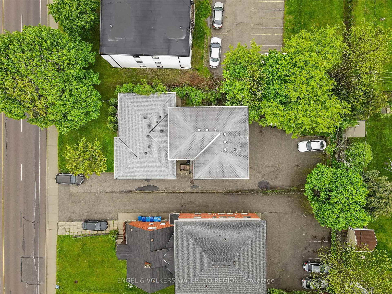 155 University Avenue E - Photo 6