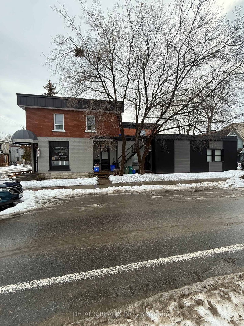 698 Cooper St, Ottawa, K1R 6C6 | Image 2