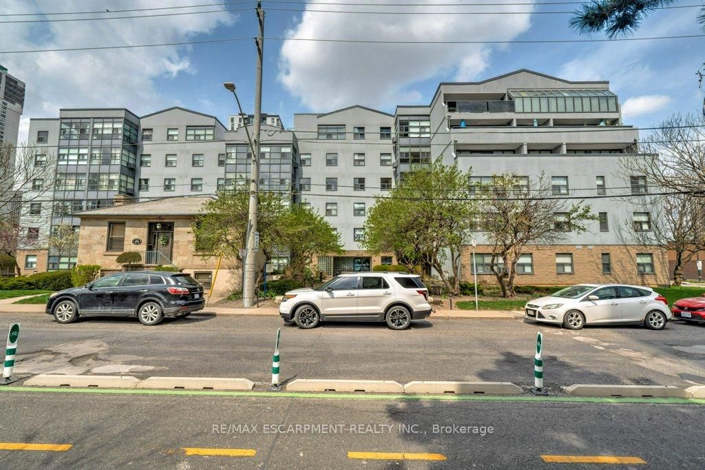 Condo for lease at 207-175 Hunter Street, Hamilton, Ontario, L8N 4E7 - Corktown - MLS: X12707032