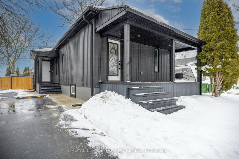 3 Mary St E, St. Thomas, N5R 2V7 | Image 2