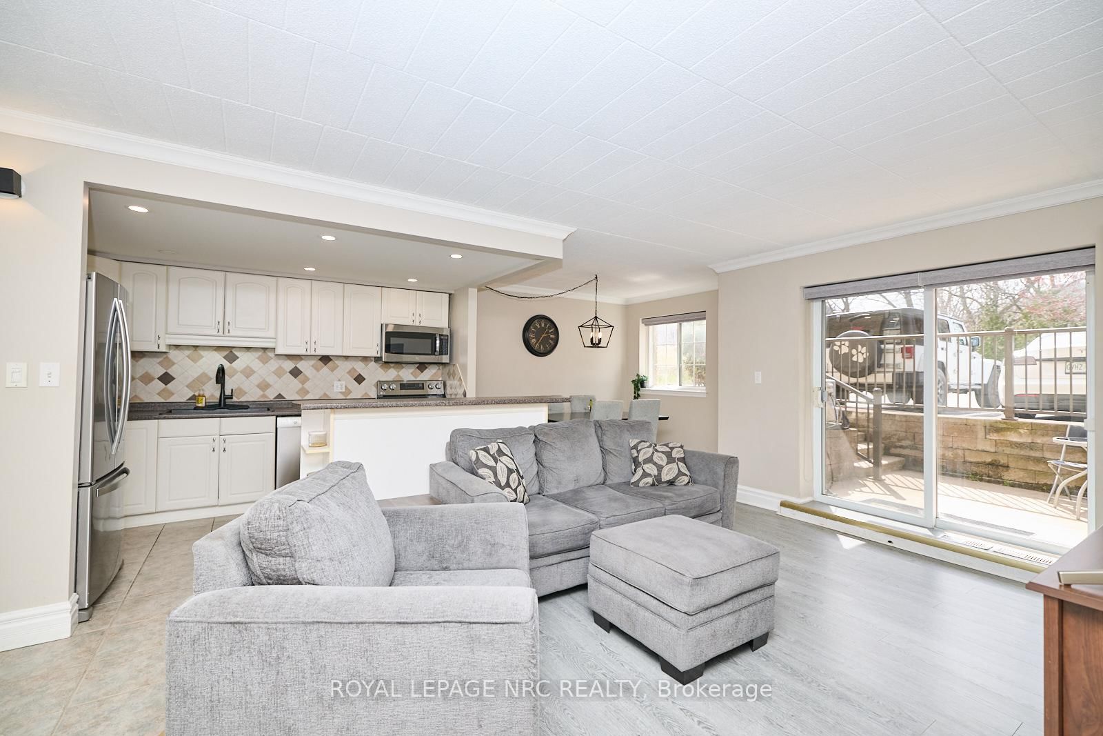 20 John Street, Unit 109 - Photo 5