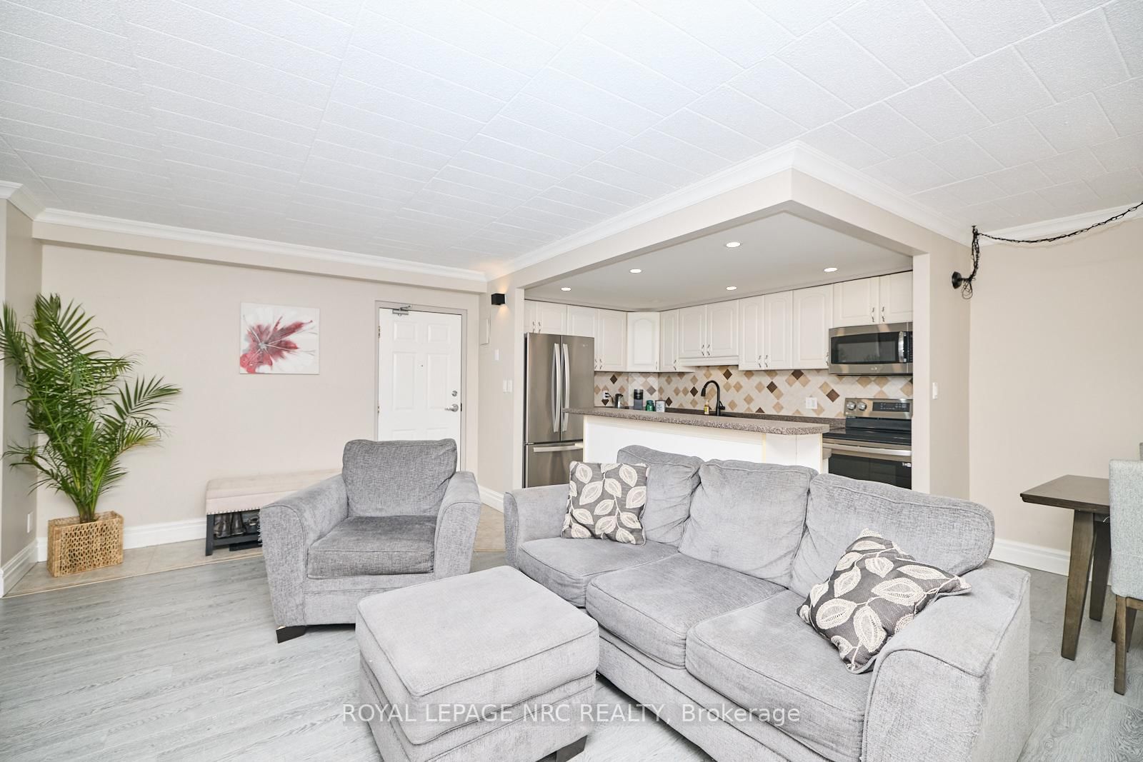 20 John Street, Unit 109 - Photo 6