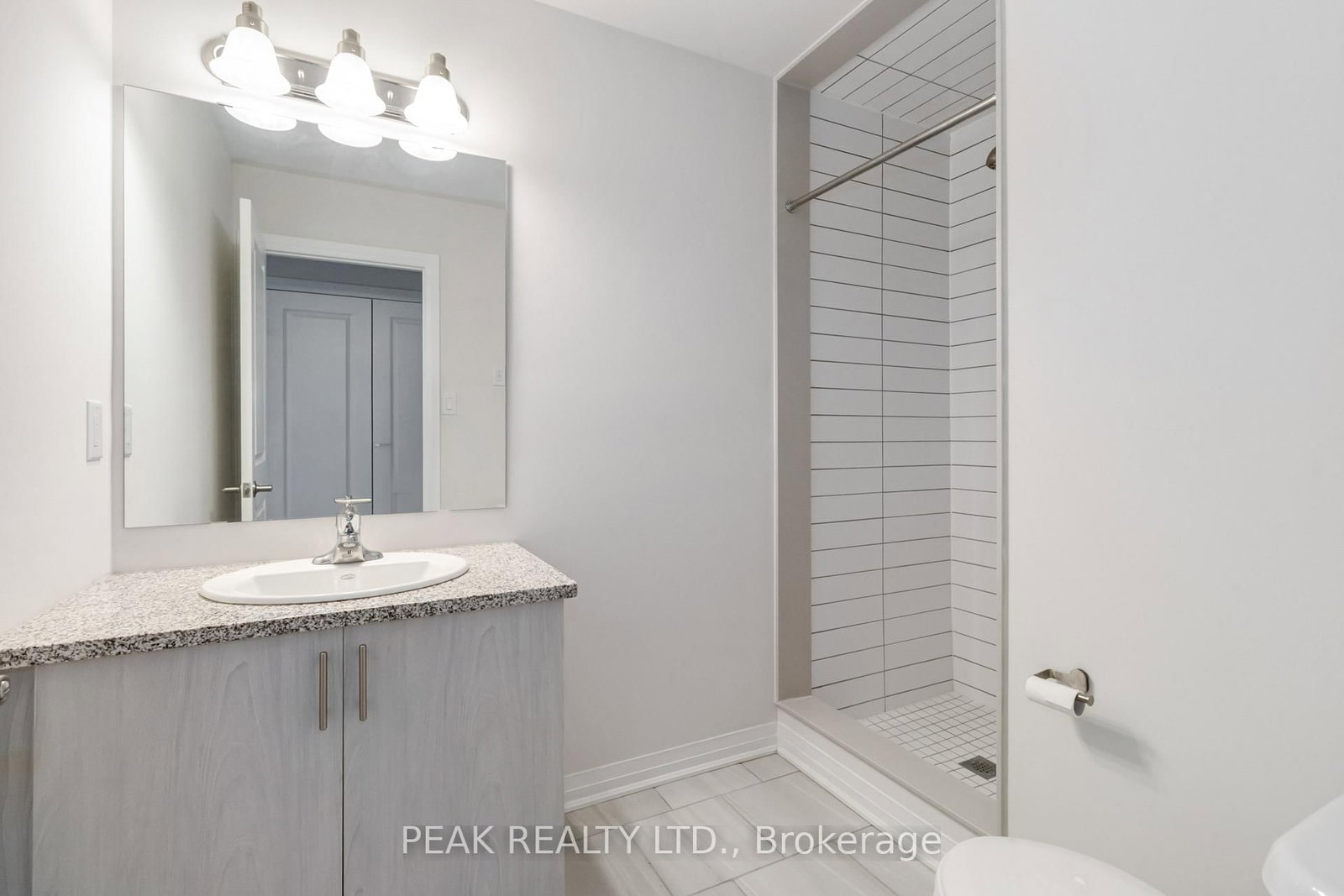 Townhouse for sale at 60-2 Willow Street, Brant, Ontario, N3L 0K7 - Paris - MLS: X12708342