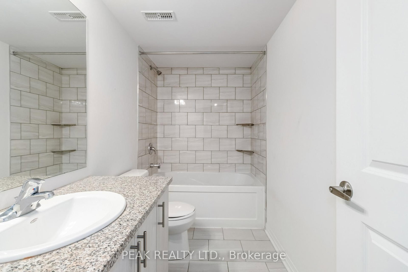 Townhouse for sale at 60-2 Willow Street, Brant, Ontario, N3L 0K7 - Paris - MLS: X12708342