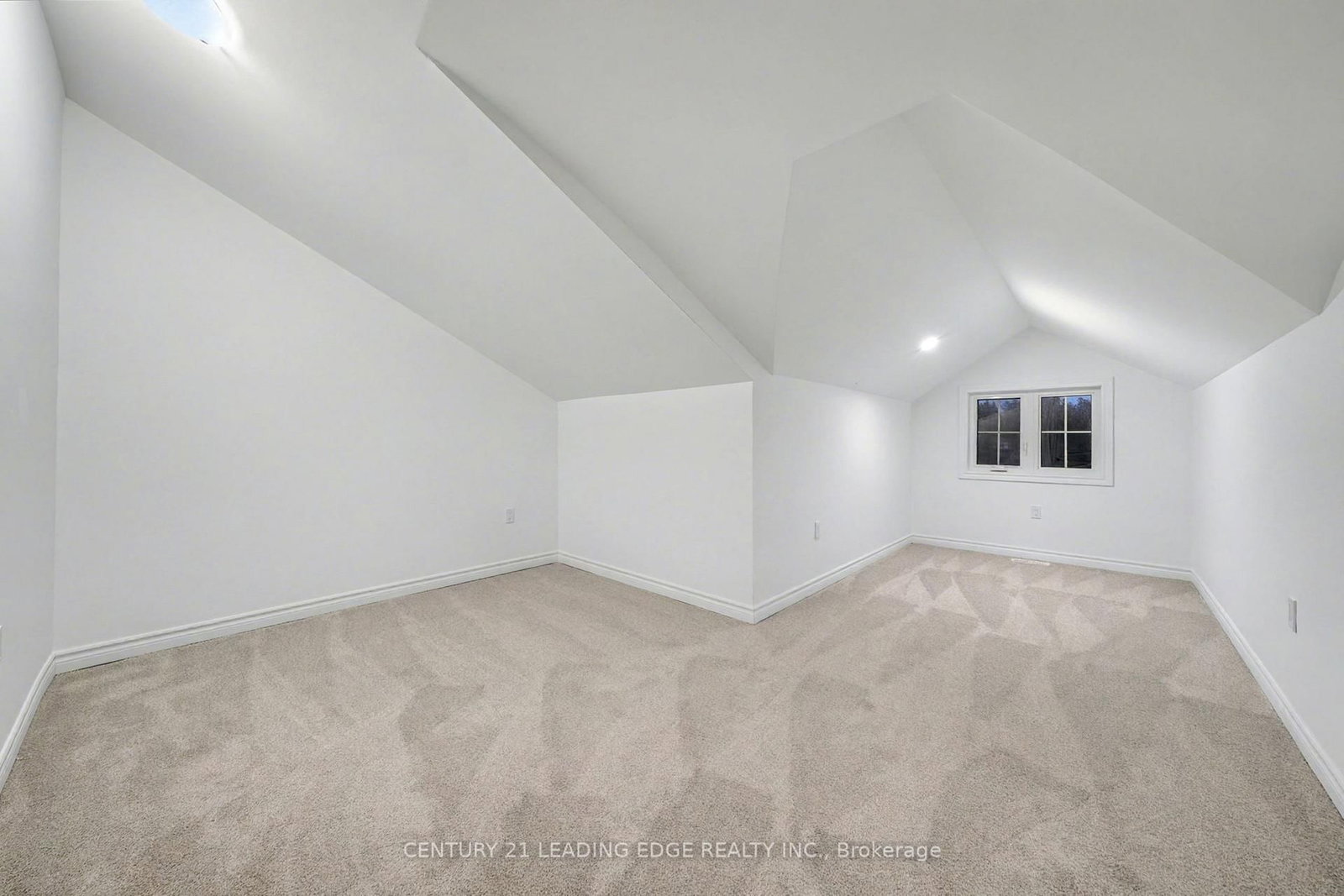 8 Turnberry Court - Photo 35
