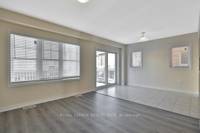 Townhouse for sale at 74-22 Spring Creek Drive, Hamilton, Ontario, L8B 1V7 - Waterdown - MLS: X12708588