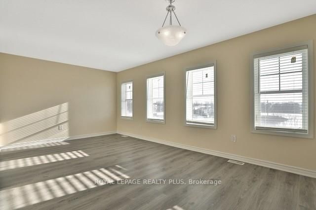 Townhouse for sale at 74-22 Spring Creek Drive, Hamilton, Ontario, L8B 1V7 - Waterdown - MLS: X12708588