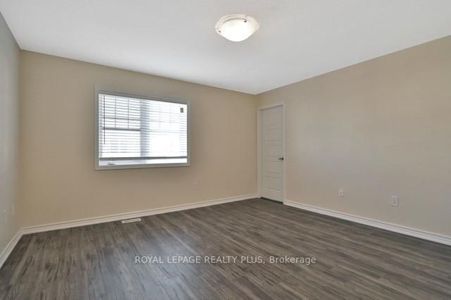 Townhouse for sale at 74-22 Spring Creek Drive, Hamilton, Ontario, L8B 1V7 - Waterdown - MLS: X12708588