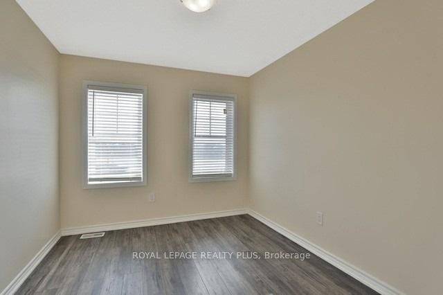 Townhouse for sale at 74-22 Spring Creek Drive, Hamilton, Ontario, L8B 1V7 - Waterdown - MLS: X12708588