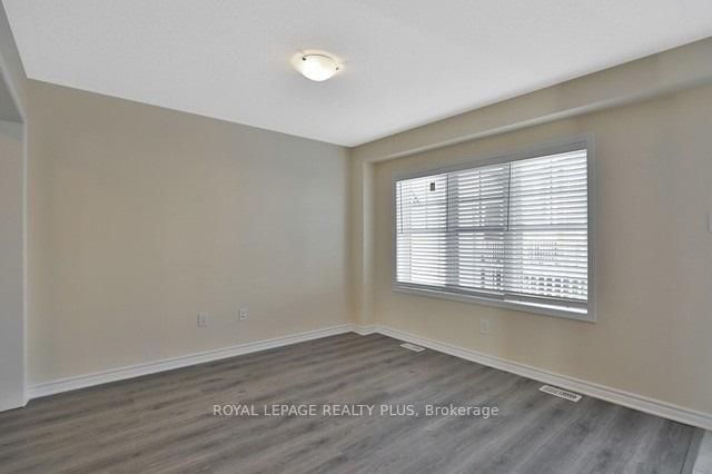 Townhouse for sale at 74-22 Spring Creek Drive, Hamilton, Ontario, L8B 1V7 - Waterdown - MLS: X12708588