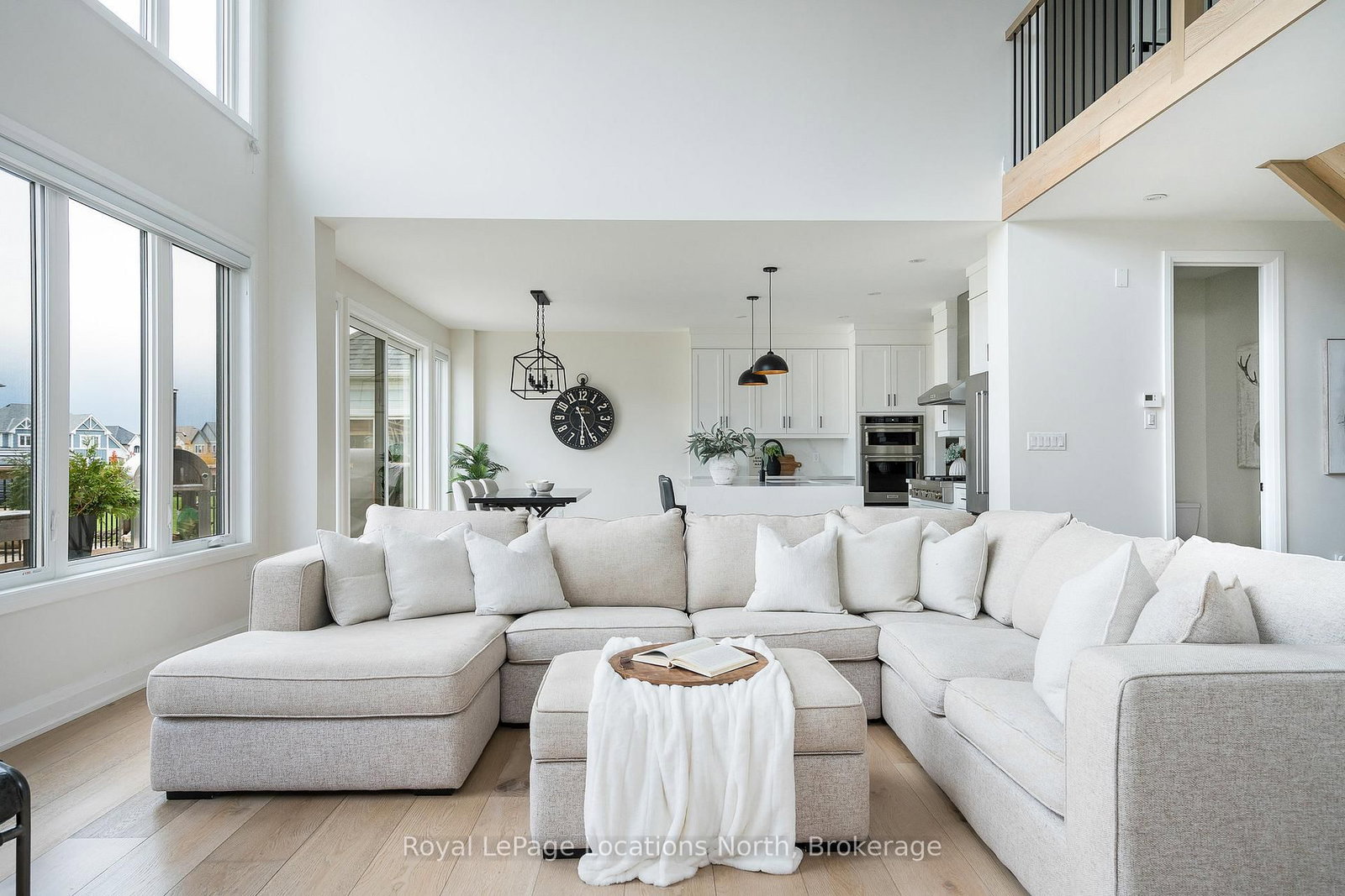 104 Stillwater Crescent - Photo 7