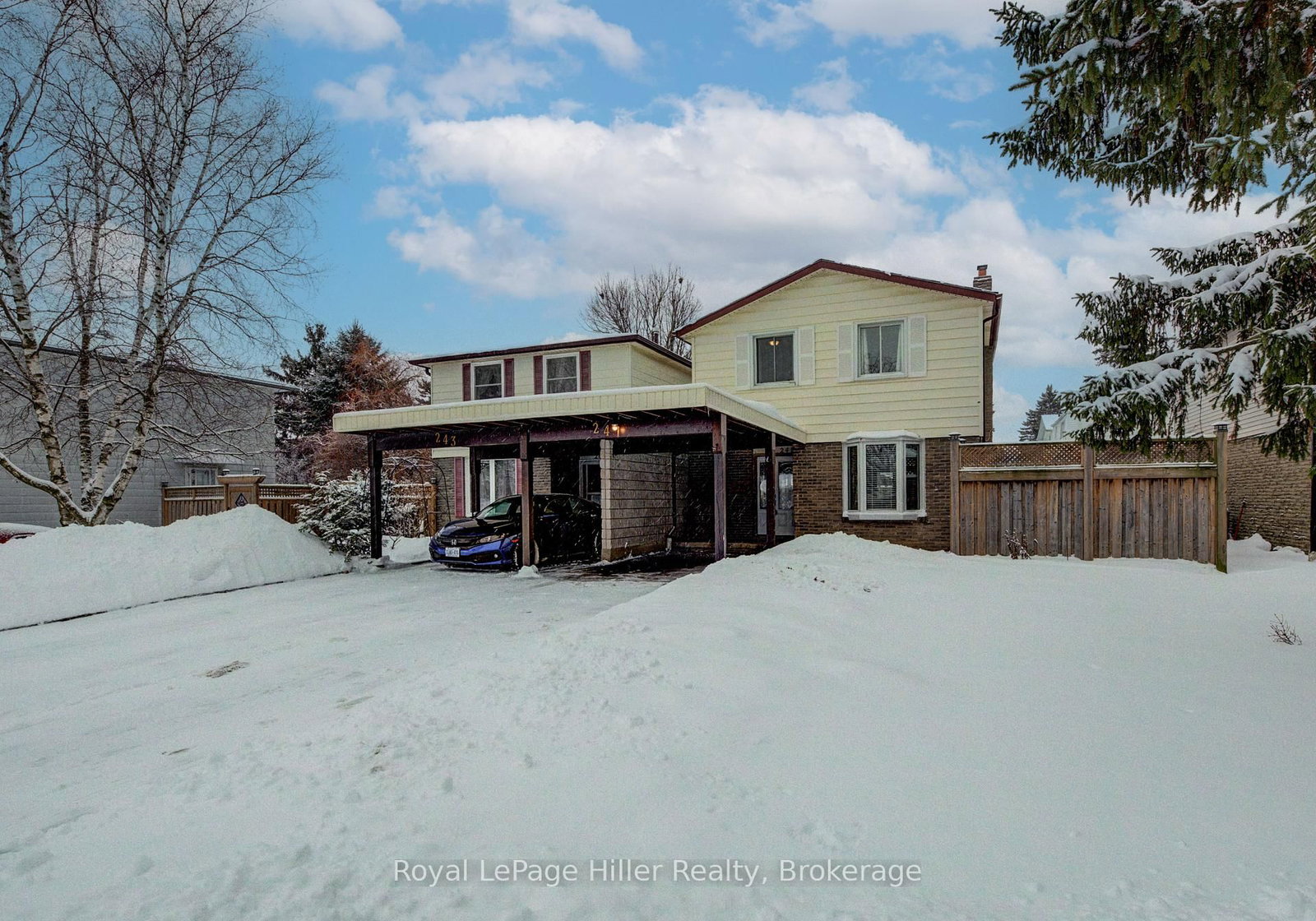 Listing photo 2