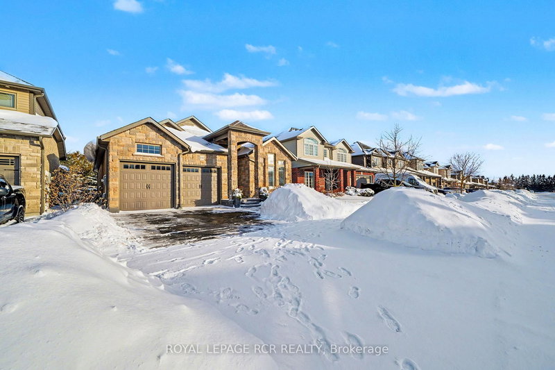 111 Taylor Dr, East Luther Grand Valley, L9W 6P2 | Image 2