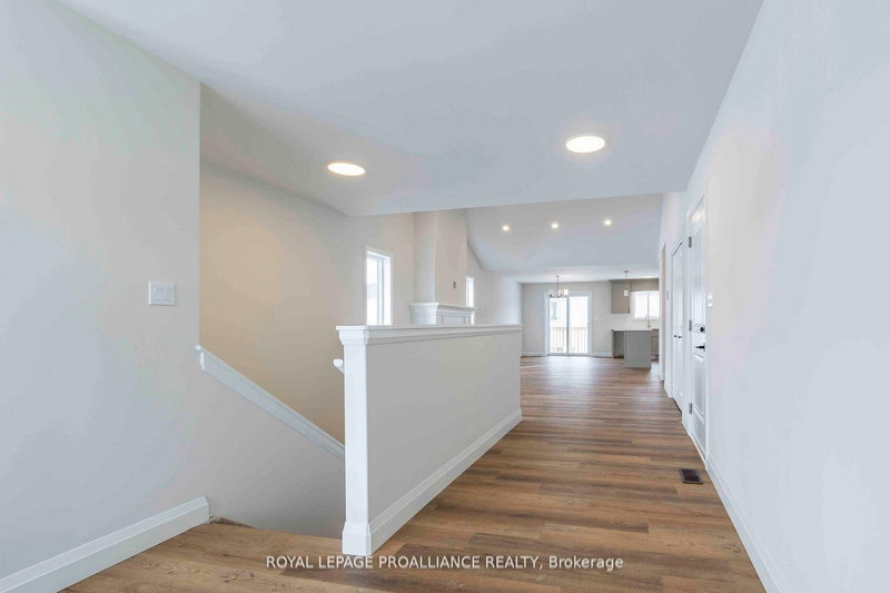 70 Stirling Cres, Prince Edward County, K0K 2T0 | Image 3