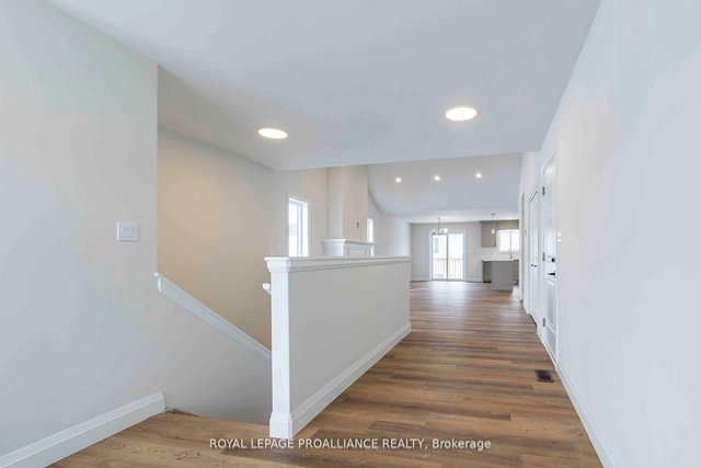 70 Stirling Crescent