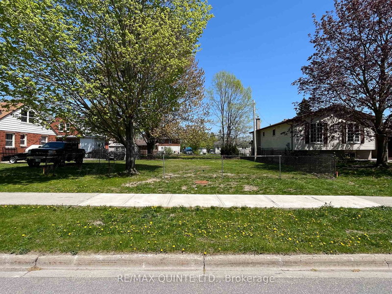 177 Singleton Dr, Belleville, K8N 5H4 | Image 3