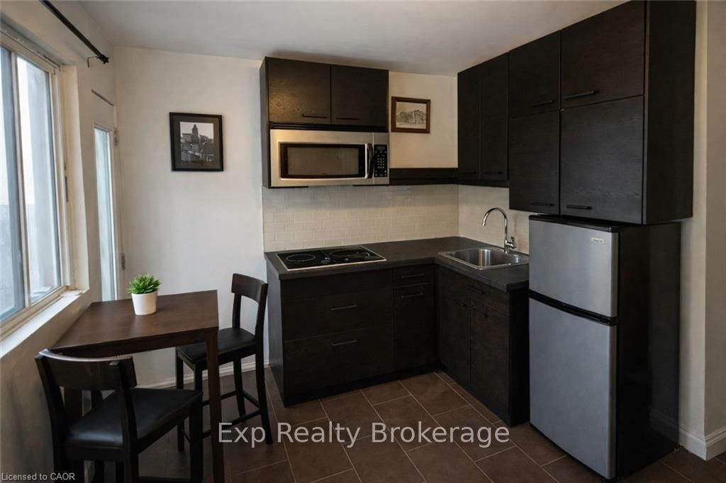 237 James Street N, Unit 4