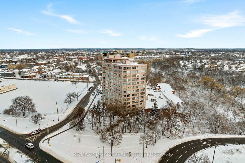 502 - 7 GALE Cres, St. Catharines, L2R 7M8 | Image 3