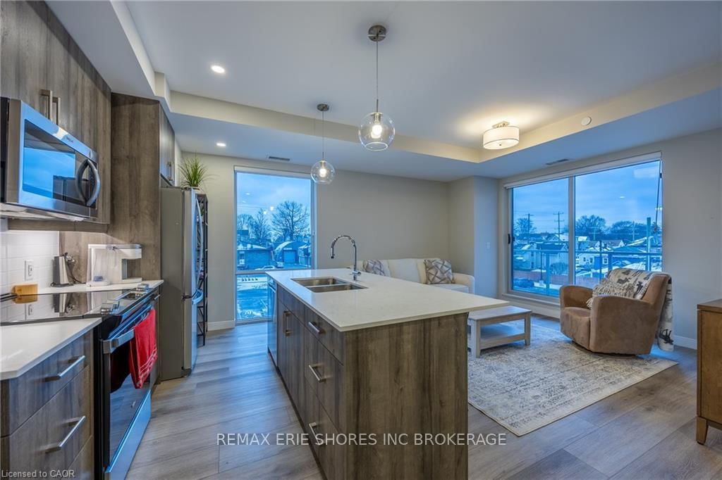 118 West Street, Unit 201 - Photo 18