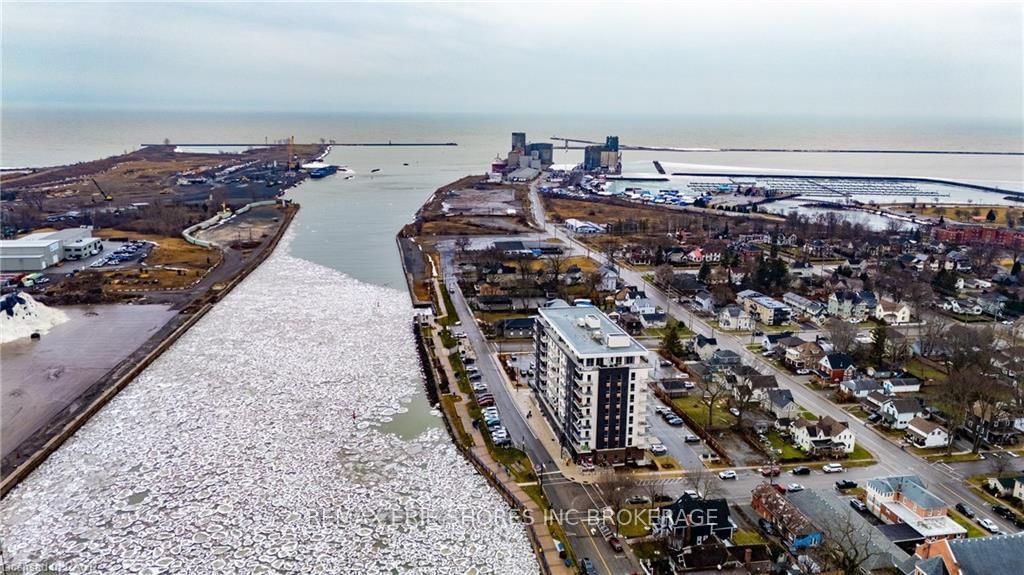 118 West Street, Unit 201 - Photo 35