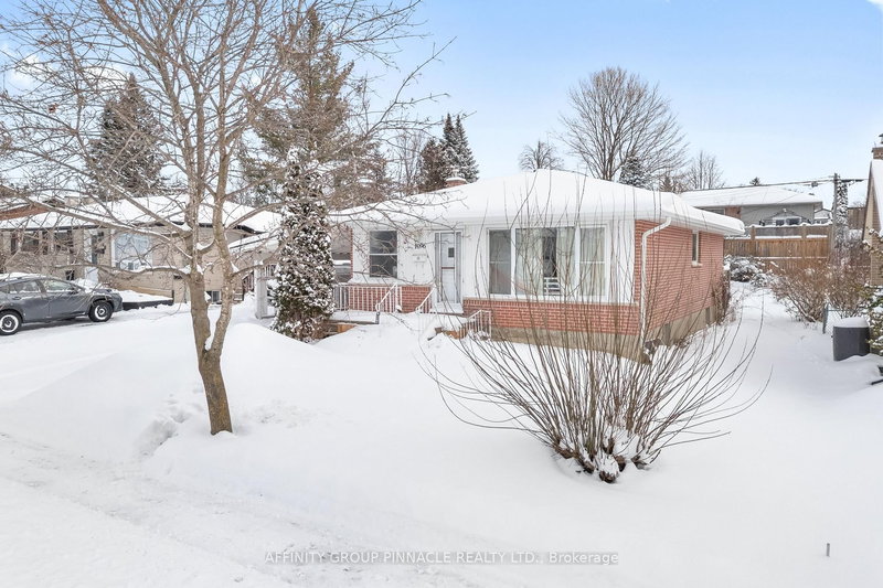 1096 Barnardo Ave, Peterborough, K9H 5X2 | Image 2