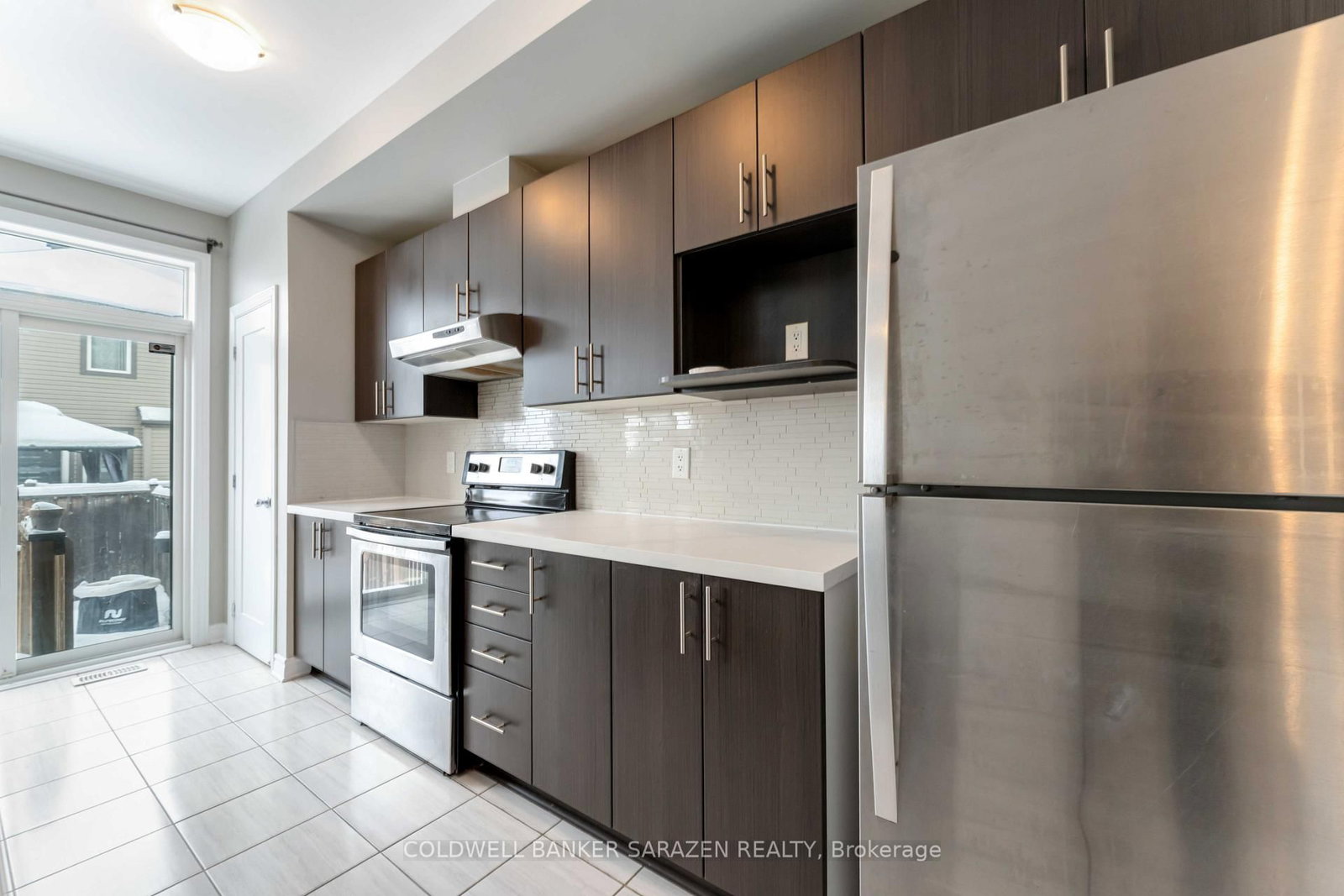 Townhouse for sale at 948 Kilbirnie Drive, Ottawa, Ontario, K2J 6G2 - Barrhaven - Half Moon Bay - MLS: X12710386