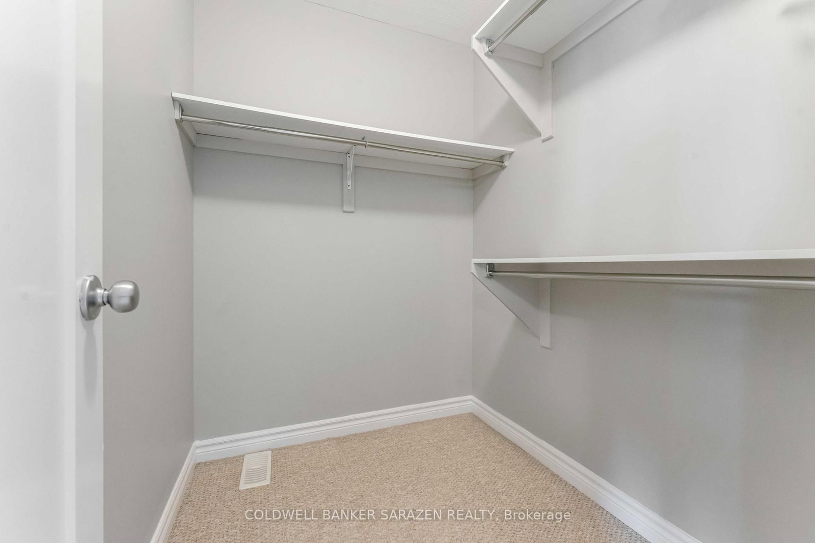 Townhouse for sale at 948 Kilbirnie Drive, Ottawa, Ontario, K2J 6G2 - Barrhaven - Half Moon Bay - MLS: X12710386