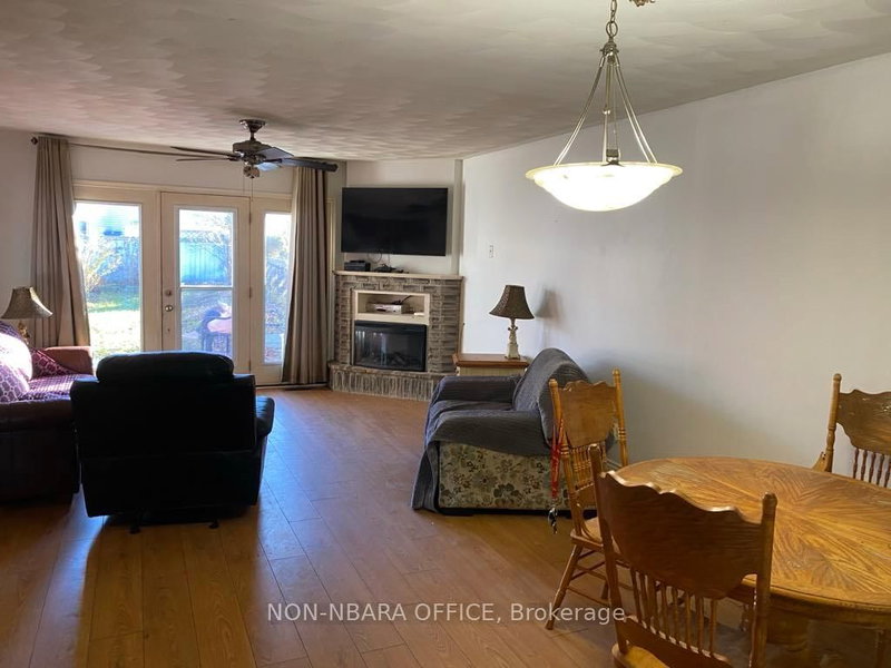 174 CLOVERBRAE Cres, North Bay, P1A 4J3 | Image 3