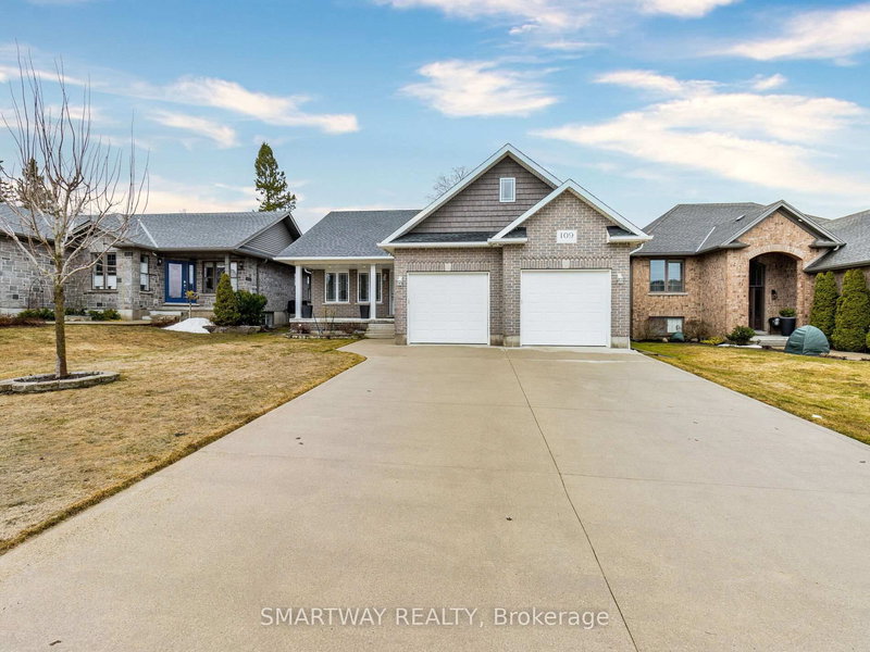 109 Ruby's Cres, Wellington North, N0G 2L2 | Image 2