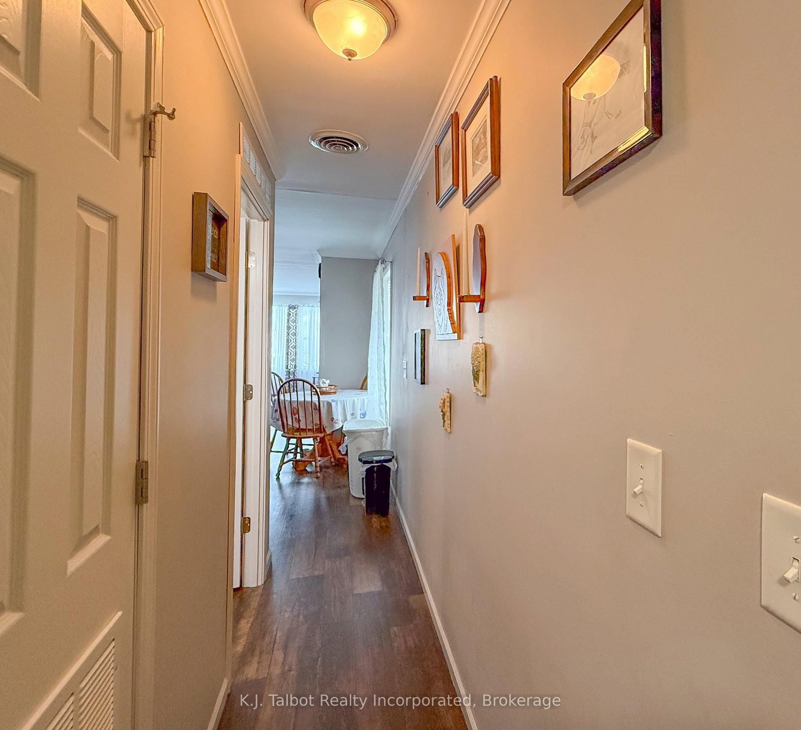 13 Sutton Drive • Ashfield-Colborne-Wawanosh, ON photo 11