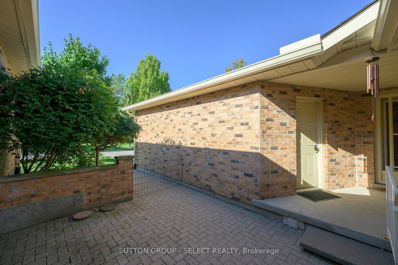 9 - 445 Riverside Dr, London North, N6H 2R8 | Image 2