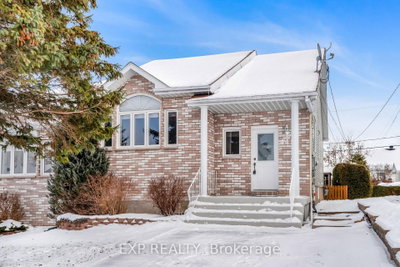 445 Desjardins Street