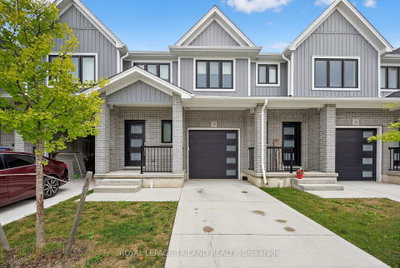 Townhouse sold at 30-17 Nicholson Street, Lucan Biddulph, Ontario, N0M 2J0 - Lucan - MLS: X12712228