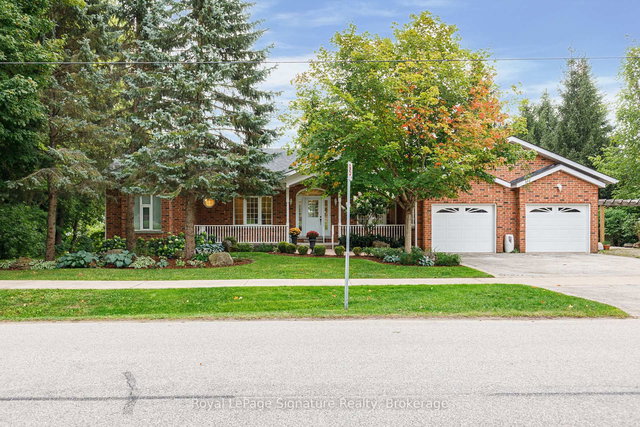 180 Russell Street E