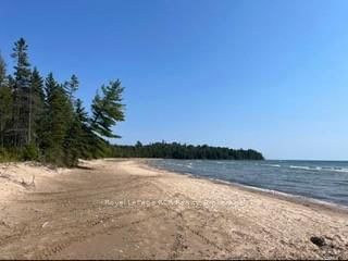 25 I Street • Cockburn Island, ON photo 10
