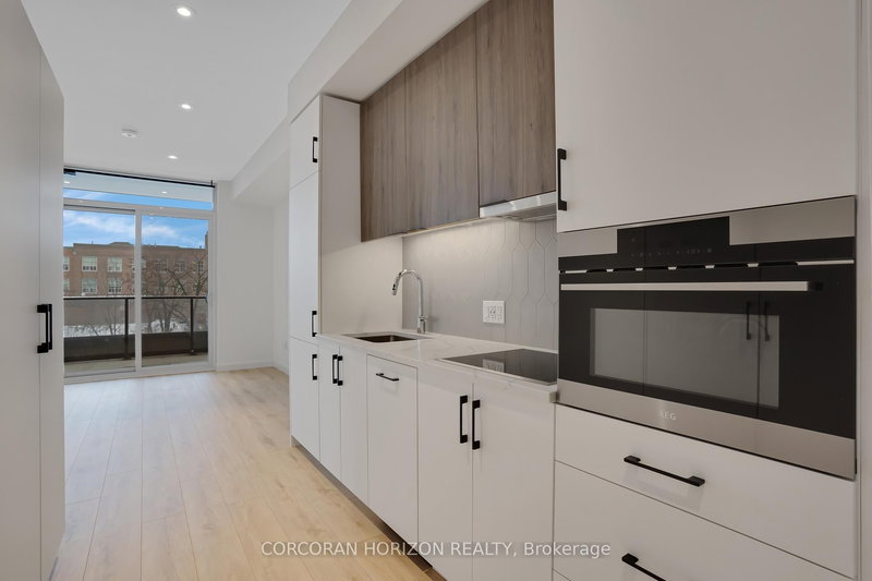 home for sale on 313-741 King Street W