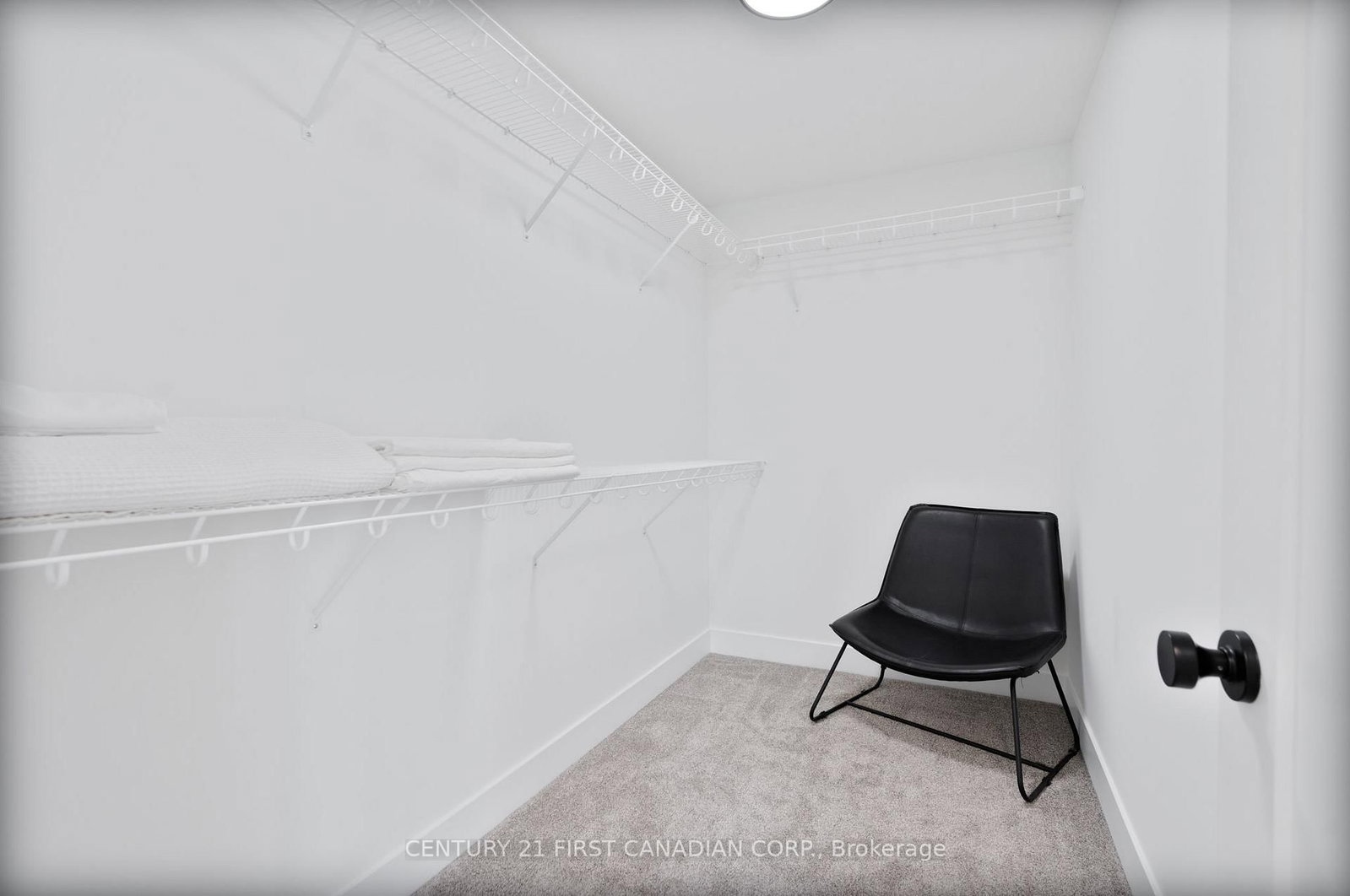 5 Doerr Court • North Middlesex, ON photo 18