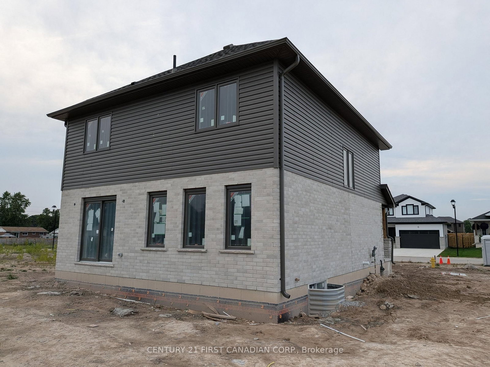 5 Doerr Court • North Middlesex, ON photo 29