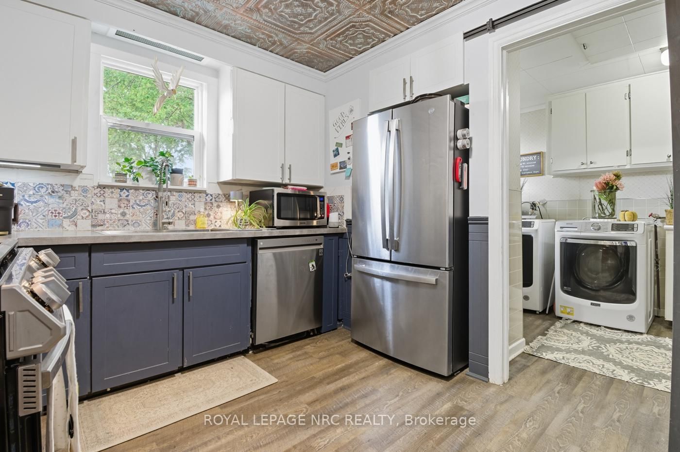 Detached House for sale at 464 Gorham Road, Fort Erie, Ontario, L0S 1N0 - Ridgeway - MLS: X12714042