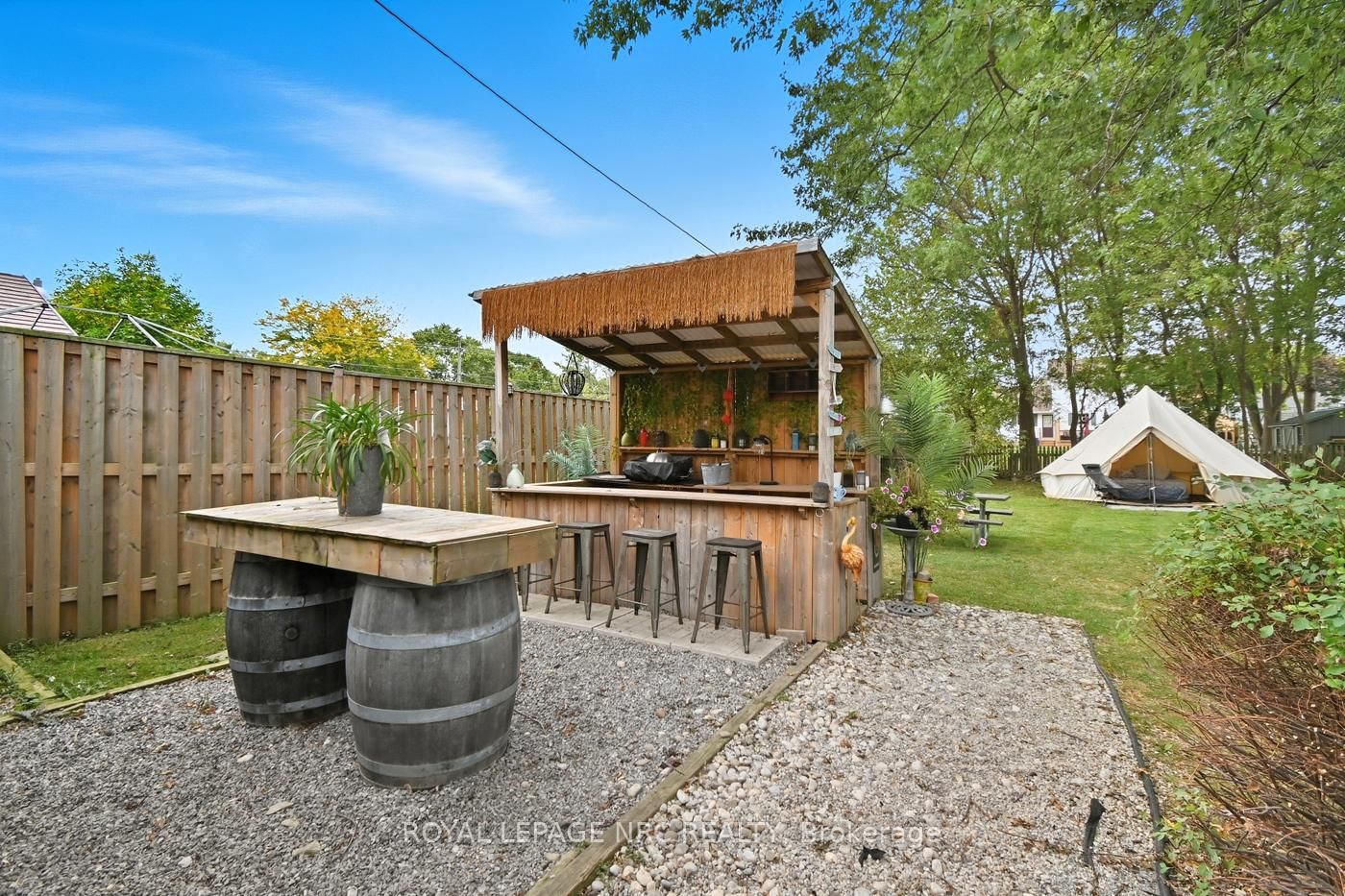 Detached House for sale at 464 Gorham Road, Fort Erie, Ontario, L0S 1N0 - Ridgeway - MLS: X12714042