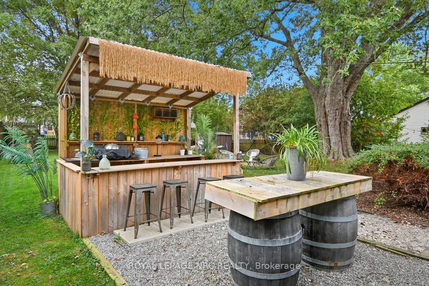 Detached House for sale at 464 Gorham Road, Fort Erie, Ontario, L0S 1N0 - Ridgeway - MLS: X12714042