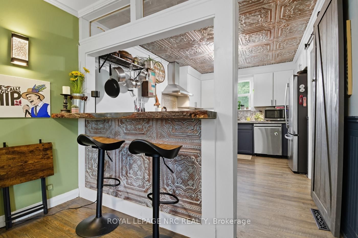 Detached House for sale at 464 Gorham Road, Fort Erie, Ontario, L0S 1N0 - Ridgeway - MLS: X12714042