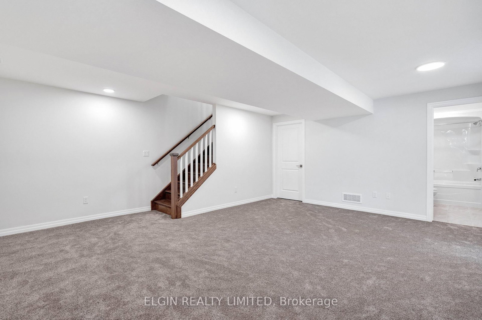 45 Lark Street • Tillsonburg, ON photo 31