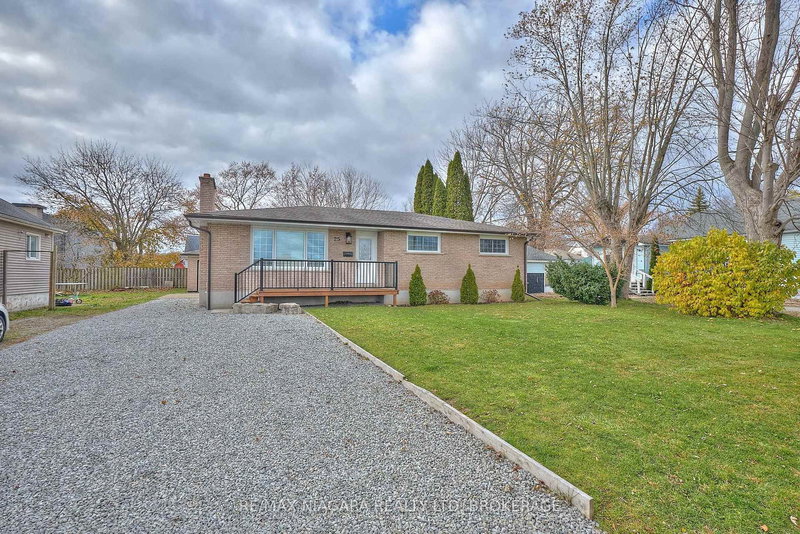 25 Rice Rd, Welland, L3C 2V4 | Image 2