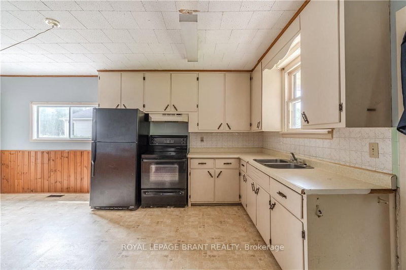 978 Norfolk St N, Norfolk, N3Y 3R8 | Image 3