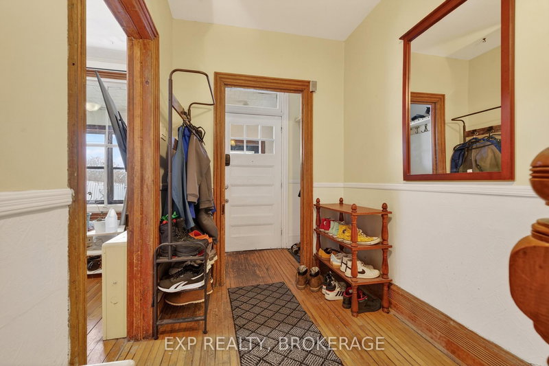 212 RIDEAU St, Kingston, K7K 3A4 | Image 3
